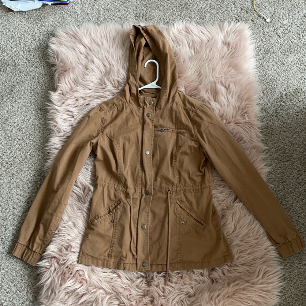 Tan camel like button up jacket